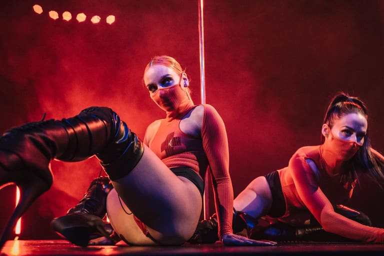 Zooming with Carlie Hunter from Red District