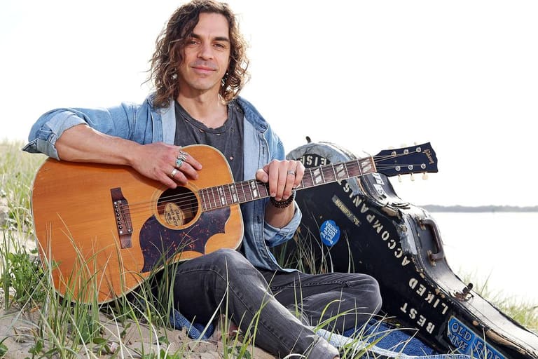 15 Minutes with Nathan Cavaleri