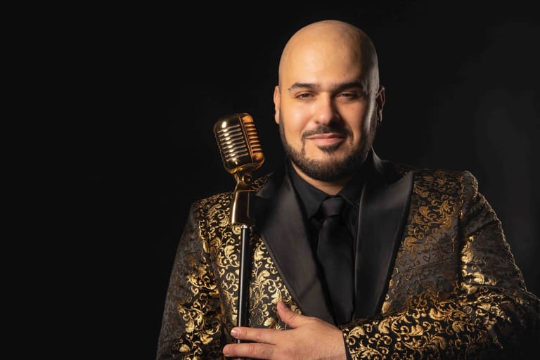 Paul Tabone – Show Stoppers
