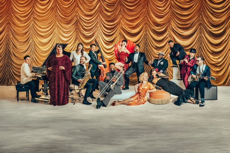 Scott Bradlee’s Postmodern Jukebox