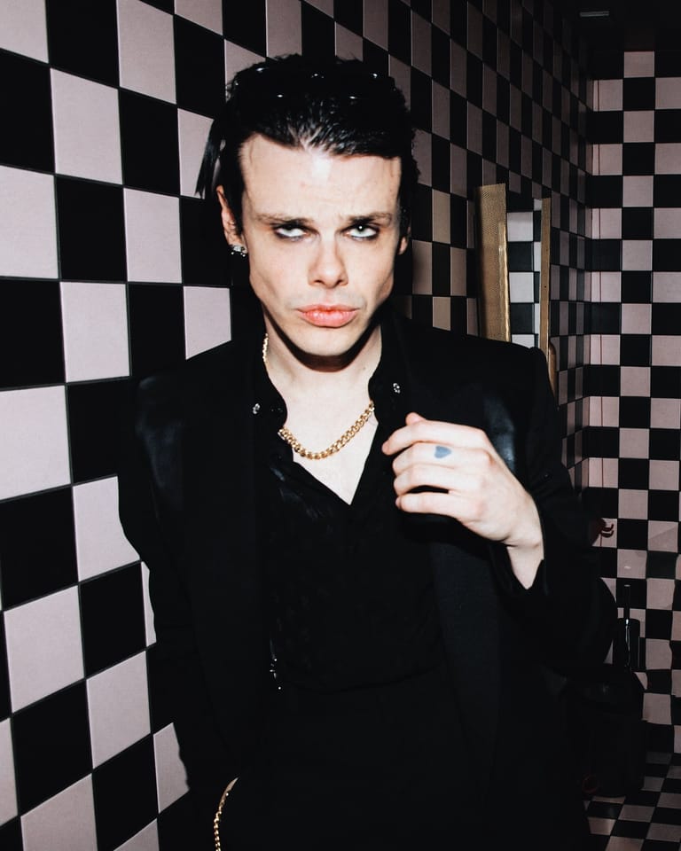 Yungblud Idols