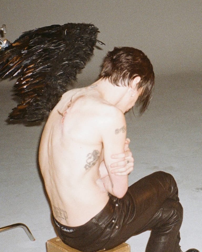 Yungblud Idols