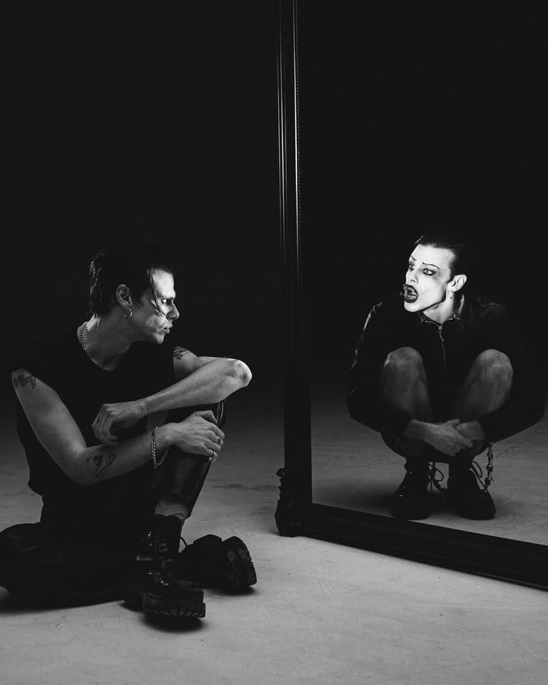 Yungblud Idols