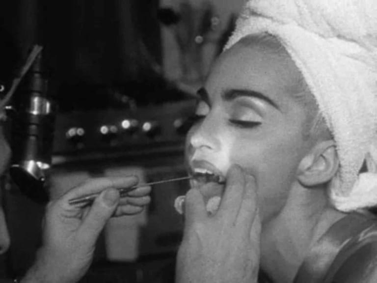Madonna Truth Or Dare