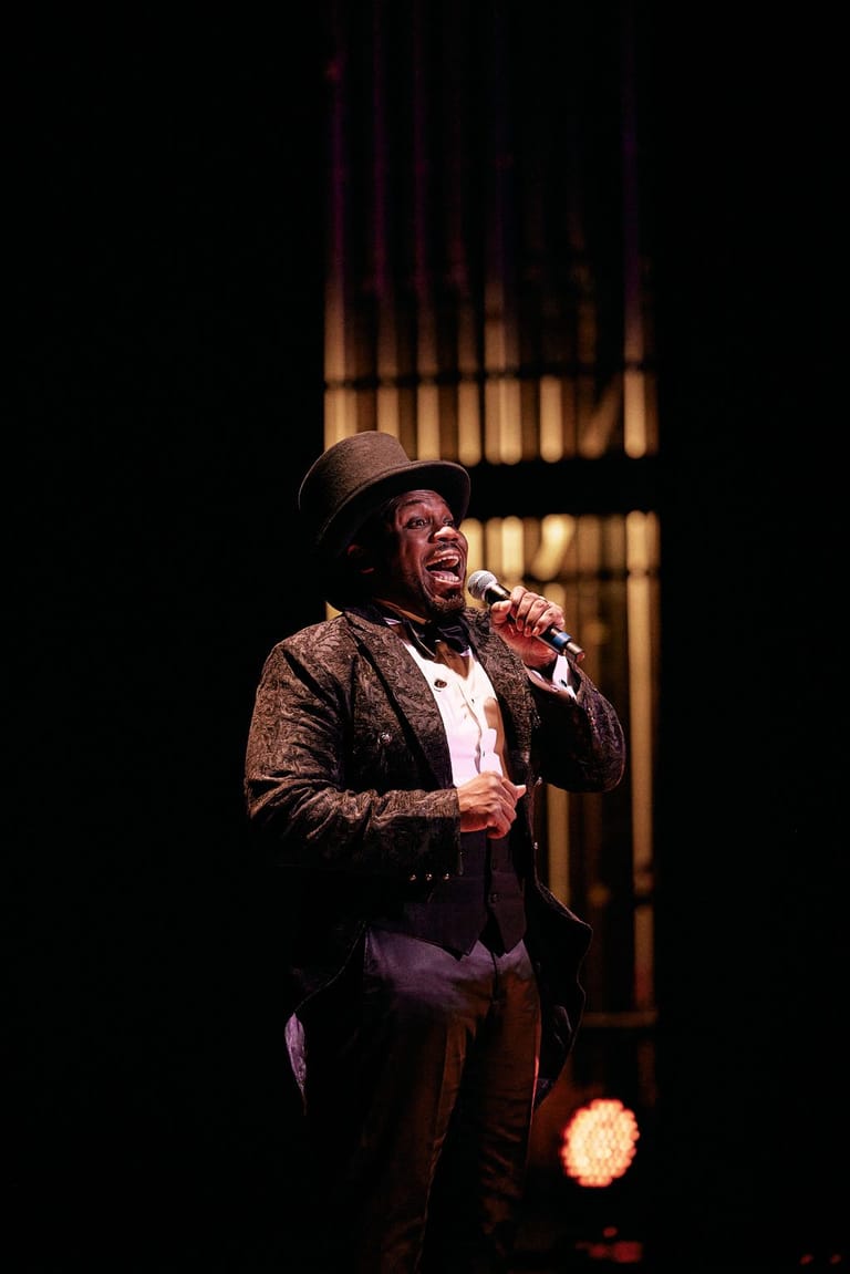 Scott Bradlee’s Postmodern Jukebox