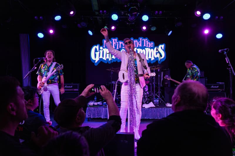 Me First and the Gimme Gimmes