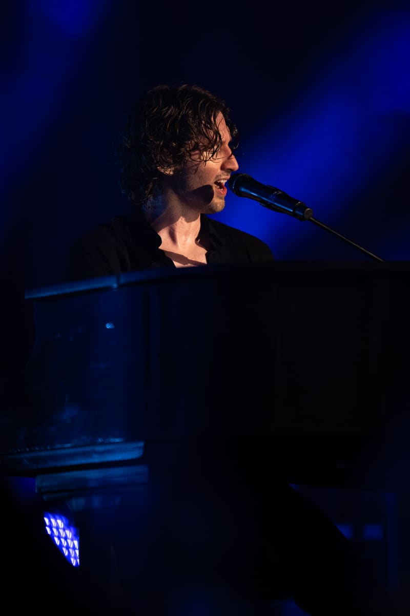 Dean Lewis