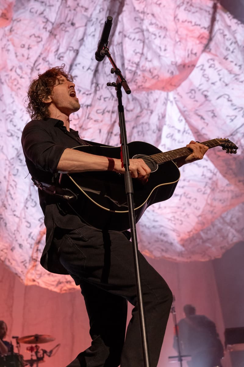 Dean Lewis