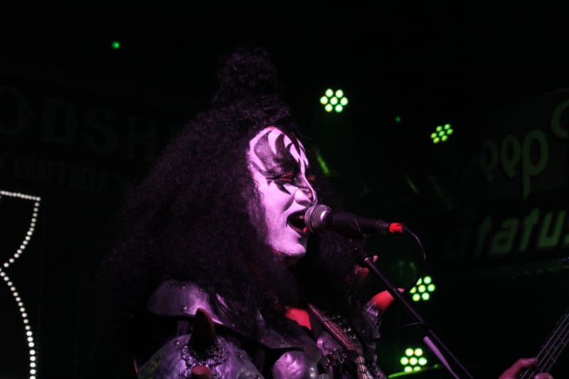Australian Kiss Army