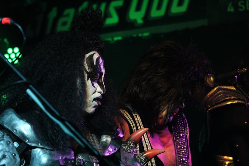 Australian Kiss Army