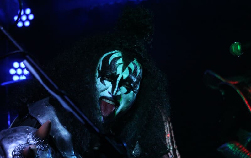 Australian Kiss Army