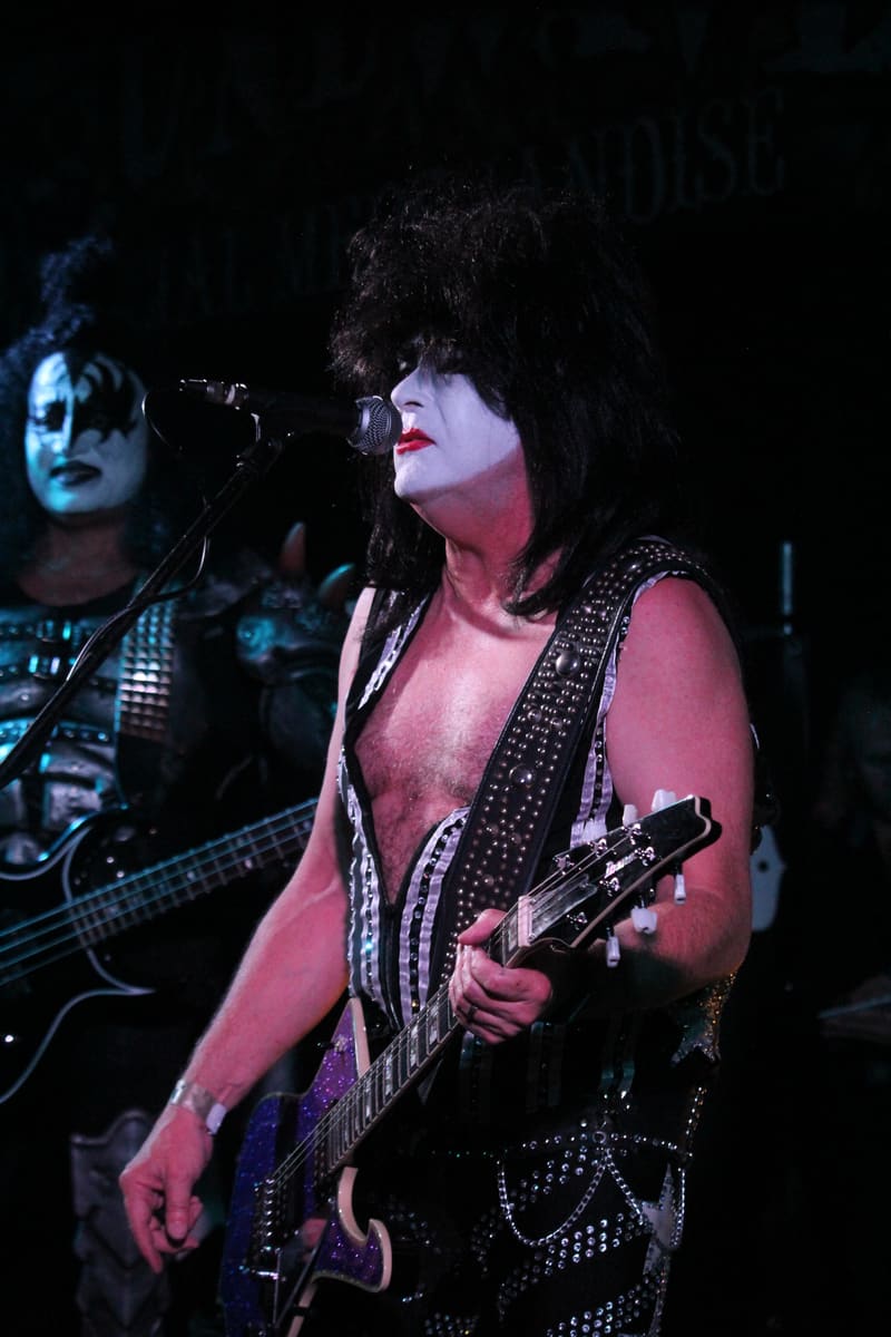 Australian Kiss Army
