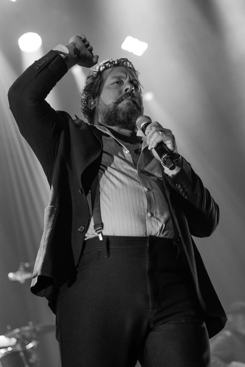 Nathaniel Rateliff & The Night Sweats