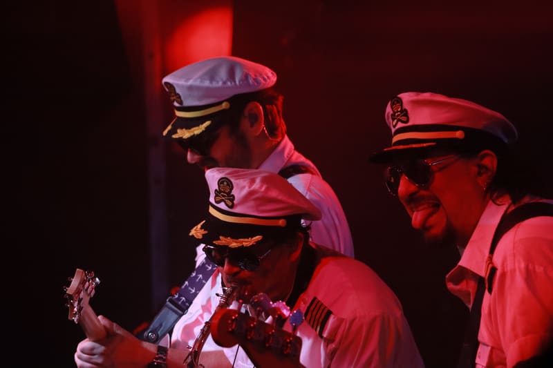 Yachtley Crew