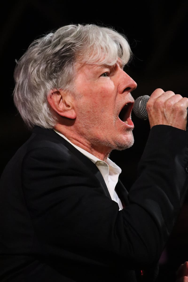 Tim Finn