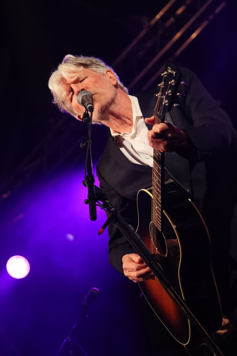 Tim Finn