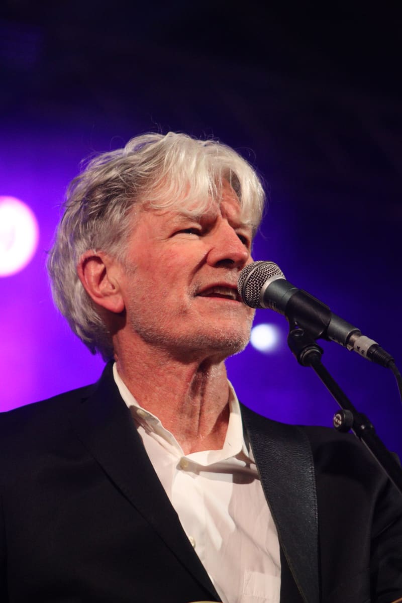 Tim Finn