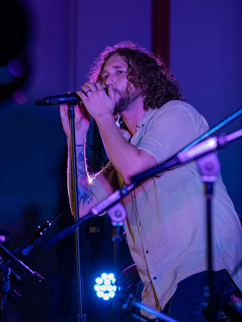 Shaun Holton