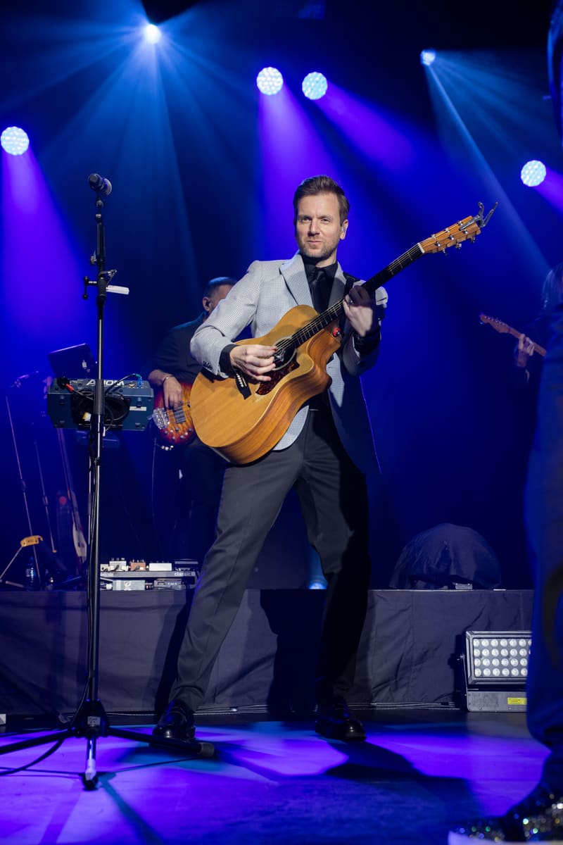 Cliff Richard