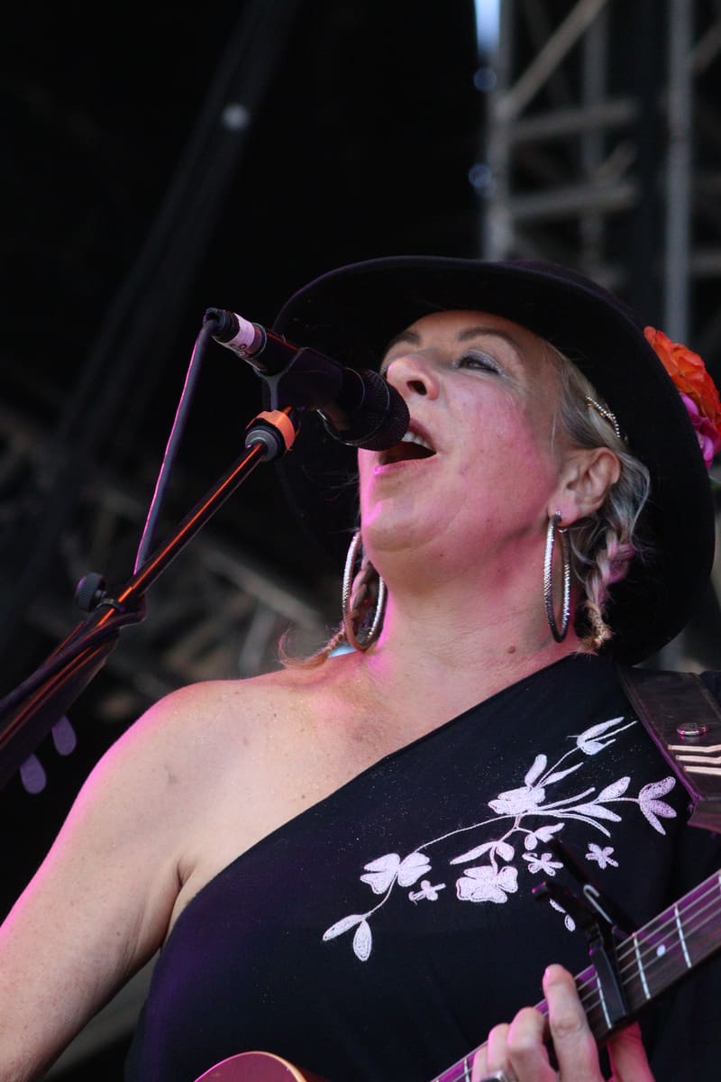 The Waifs