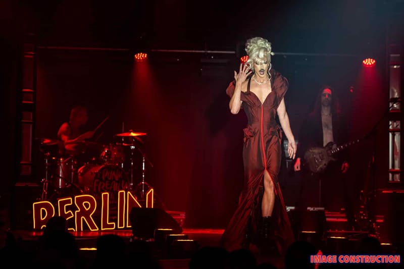 Bernie Dieter's Club Kabarett