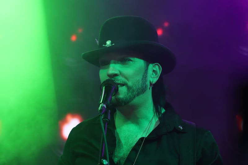 Pseudo Echo