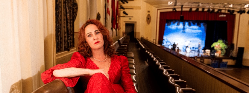 Wanita – Australia’s Queen of Honkytonk Is Back And She’s Red Hot!